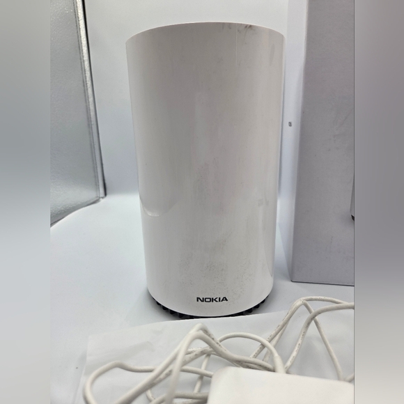 Nokia FastMile 5G Gateway 3.2 Wireless Broadband Router EUC - Picture 2 of 9